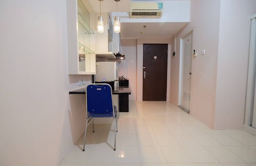 Sunter Apartment | Modern Studio Room at Sunter Park View Apartment