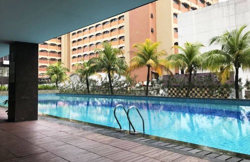 Senayan Apartment | Modern Studio Apartment with Pool at Tamansari Semanggi