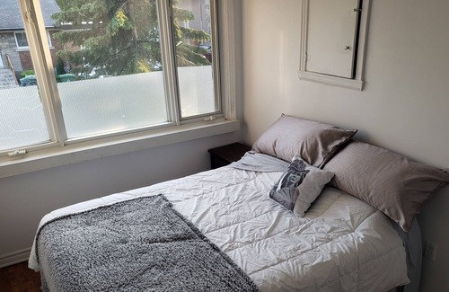 Montreal Apartment | Ideal Long-Term Rental for Family-Friendly Getaways