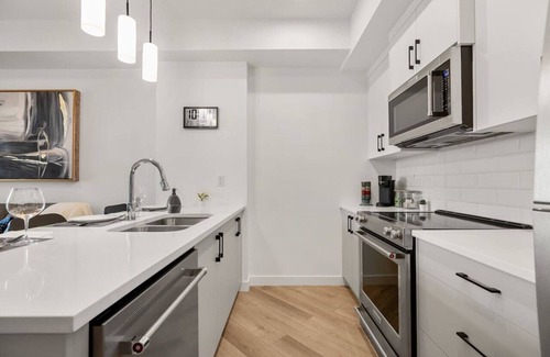 Springbank Hill Apartment | Comfortable Suite with Free Banff Pass and Parking Included