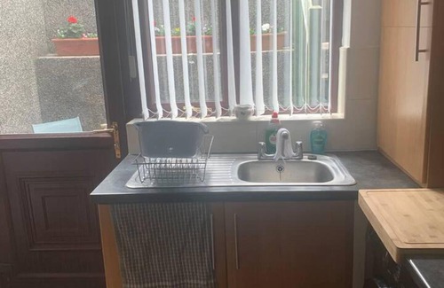 Larne House | Inviting 2-Bed House in Larne with Free Parking
