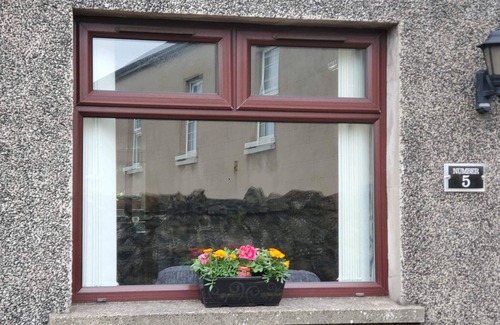 Larne House | Inviting 2-Bed House in Larne with Free Parking