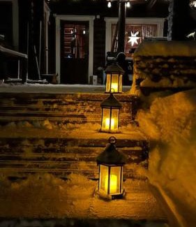 Loppi Ski Chalet | Beautiful Retreat with Hot Tub and Private Beach Access
