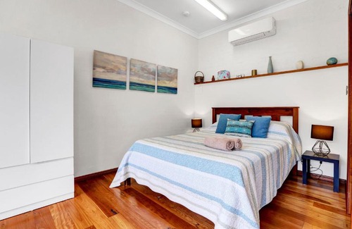 Minnamurra House | Relax at Minnamurra Retreat: Pet & Child Friendly Escape