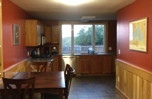 Park Point House | Experience Minnesota Point Beach House with Lake Superior Views