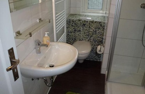 Osnabrueck Apartment | Inviting Mino Hotel: Rated 9/10 with Fireplace & Hot Tub