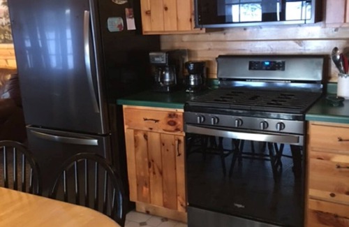 Lac du Flambeau Cabin | Experience Minocqua Lakefront Retreat with Pool & Breakfast