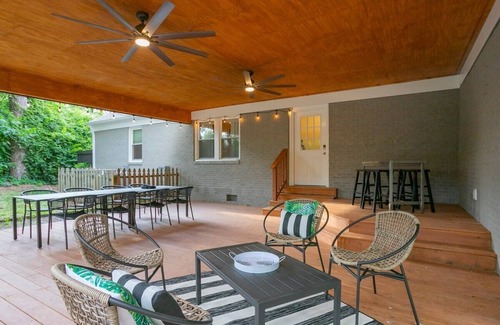 Franklin House | Ideal Stay: Minutes to Downtown Franklin with Bar Access