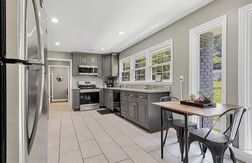 Huntsville Apartment | Welcoming Pool House Steps from Oakwood University Retreat