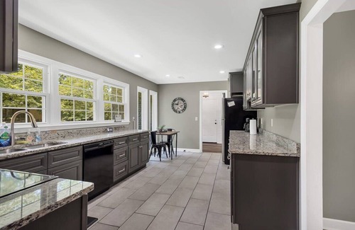 Huntsville Apartment | Welcoming Pool House Steps from Oakwood University Retreat