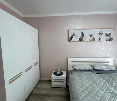 Polyana Apartment | Mint Apartment: Guest Rated 10/10 with Oceanfront Views