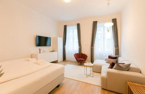 Mariahilf Apartment | Premium Stay at Mint@Naschmarkt Apartments - 4 Star Rating