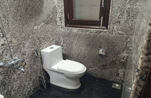 East of Kailash Hotel | Cozy Mintstar Apartment and Suites in East Of Kailash
