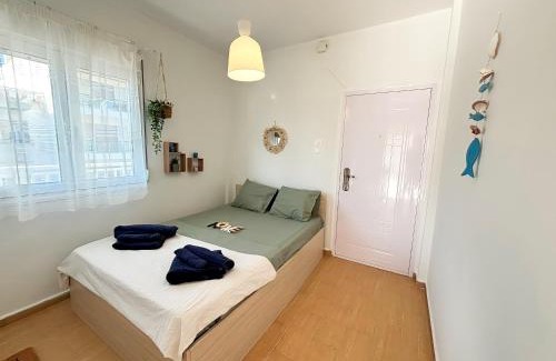 Perea Apartment | Cozy Studio Steps from the Beach with Fast Internet & Parking
