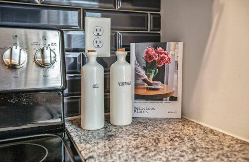 Castleberry Hill Apartment | Minutes Away From Mercedes Benz Stadium,GWCC &World Cup