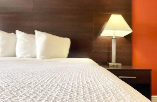 Cuero House | Convenient Getaway Near Cuero Municipal Golf Course