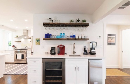 Neavitt House | Serene Retreat Near Downtown St. Michaels with Kayaks & Spa