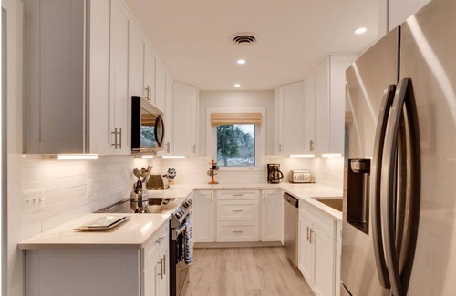 St. Michaels House | Relaxing Retreat Near Downtown St. Michaels with Pool & Spa