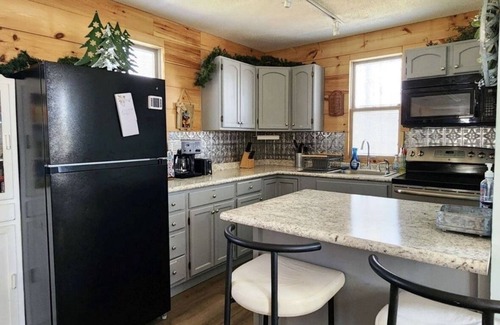 Wilkesville Cabin | Explore Nature: Stay Near Hocking Hills and Lake Hope