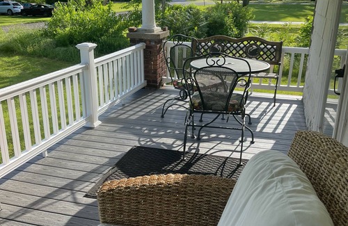 Lewiston House | Discover Historic Village Retreat Near Niagara Falls