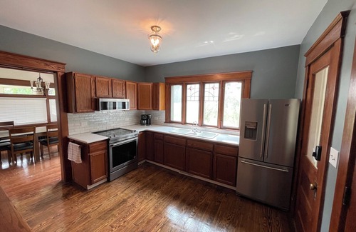 Hudsonville House | Minutes from the City and the Lakeshore