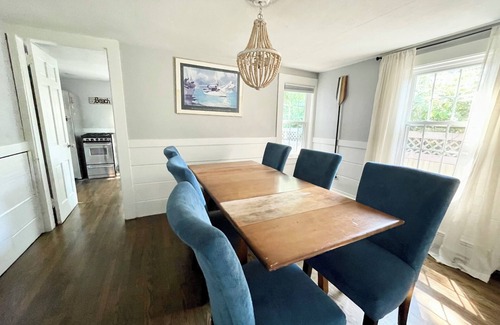 Buzzards Bay Cottage | Family-Friendly Beach House Steps from the Shoreline