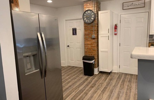 Memphis House | Family-Friendly 4BR Home Steps from Beale Street