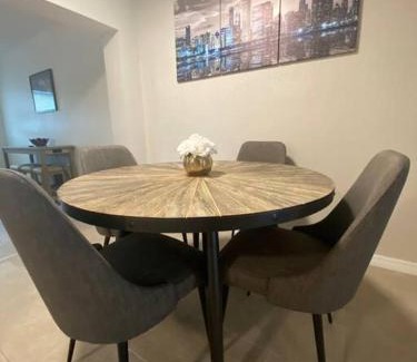 Bearss Plaza House | Prime Location Near Fairgrounds & Busch Gardens, Pet Friendly
