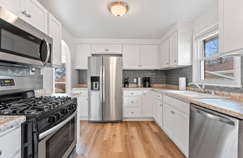 Green Bay House | Modern Retreat Near Lambeau with Family-Friendly Amenities