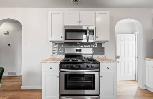 Green Bay House | Modern Retreat Near Lambeau with Family-Friendly Amenities