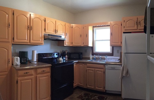 Niagara Falls House | Ideal Location Near Niagara Falls State Park & Pet Friendly