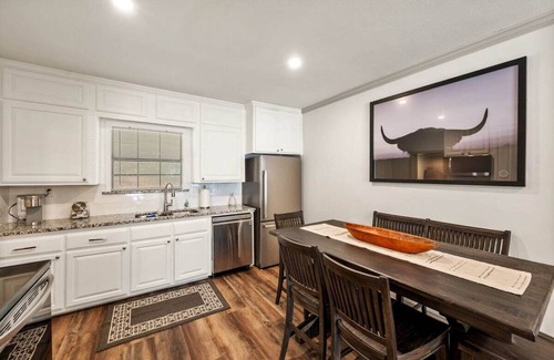 Westcliff House | Modern Home Near TCU with Patio & BBQ - Rated 10/10!