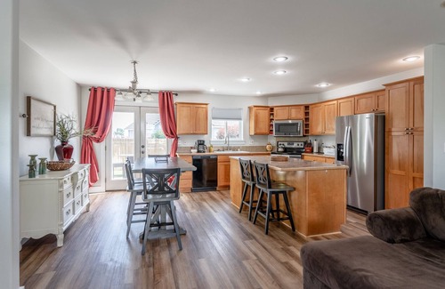 Moses Lake House | Experience Adventure Near Sand Dunes & 5-Star Waterpark