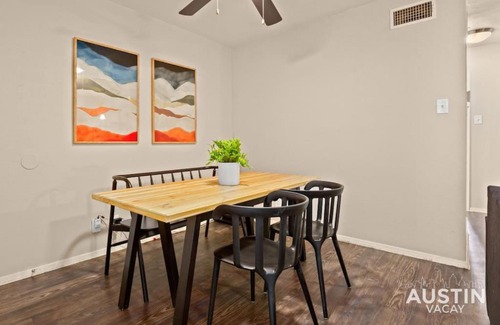 Barton Hills Apartment | Convenient Access to Zilker and Barton Springs with Free Parking