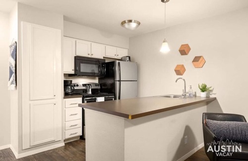 Zilker Apartment | Convenient Stay Near Zilker & Barton Springs with Free Parking
