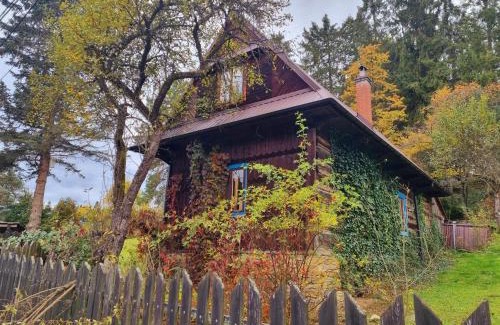 Lapsze Nizne Cabin | Pet-Friendly Miodowa Chata with Ocean Views – Rated 9.7/10