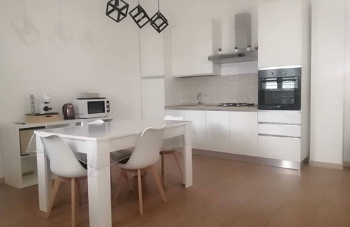 Adelfia House | MiRá abode. Comfortable comfortable and relaxing vacation tourist accommodation.