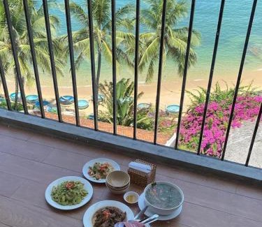 Quy Nhon Hotel | Discover Mira Bãi Xếp Quy Nhơn - A Hidden Beach Paradise