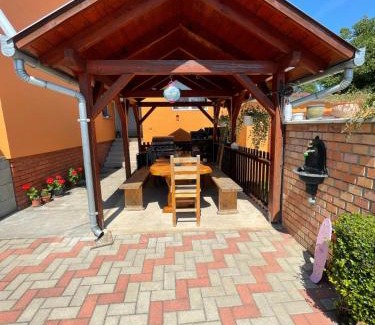 Oreglak Apartment | Top-Rated Family Retreat at Mira Kuckó with Kitchen Access