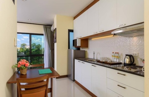 Tha Sala Hotel | Relax at Mira Residence and Resort with Pool & Restaurant