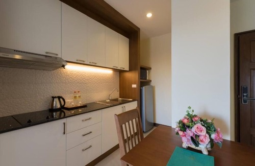 Tha Sala Hotel | Relax at Mira Residence and Resort with Pool & Restaurant