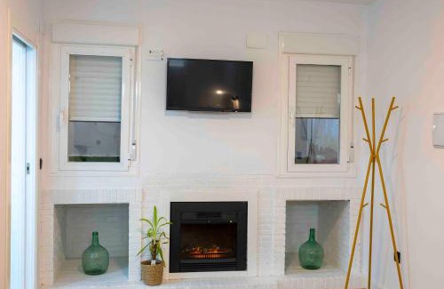 San Basilio Apartment | Guest Rated: MiRa San Basilio - Family-Friendly Retreat