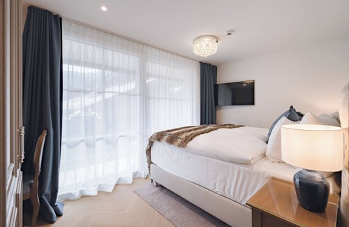 Zermatt Hotel | Relax at Mirabeau Etoile: A 4-Star Hotel with Spa & Pool