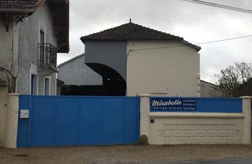 Jonzac Apartment | Mirabelle: Pet-Friendly 4-Star Stay with Great Reviews
