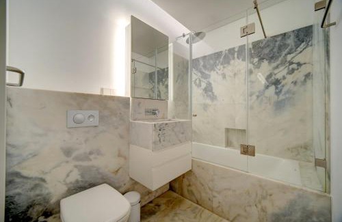 Sao Sebastiao da Pedreira Apartment | Family-Friendly Mirabilis Apartments - 4 Star & Guest Rated 9.3