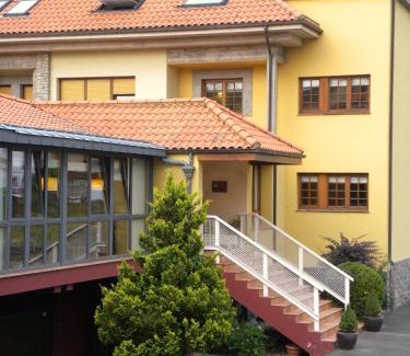 La Portilla Hotel | Experience Relaxation at Miracielos with Oceanfront Views