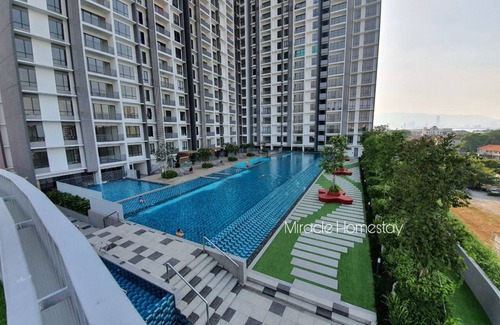 Kampung Bagan Dalam Condo | Comfortable Stay for 4 at Miracle in Butterworth