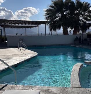 Desert Hot Springs Hotel | Experience Miracle Manor Boutique Hotel & Spa with Ocean Views