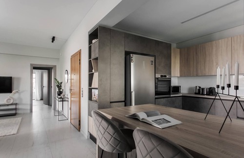Palaio Faliro Apartment | Enchanting 3BR Apartment at Teal Faliro House with Breakfast