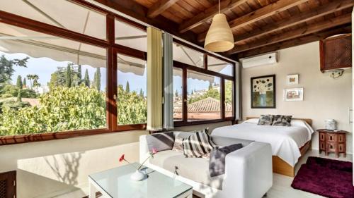 Sacromonte Apartment | Convenient Stays at Alojamientos Alhambra - Rated 8/10